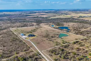 13428 Knob Hill Rd, Rogers, TX 76569 - Photo 38