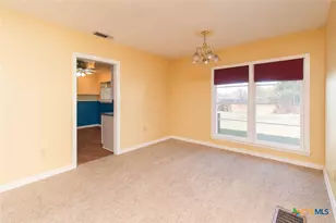 606 N 13th St, Temple, TX 76501 - Photo 4