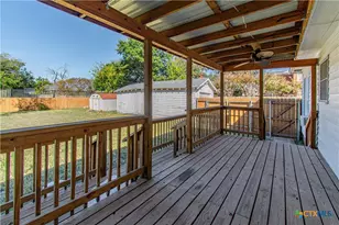 606 N 13th St, Temple, TX 76501 - Photo 18