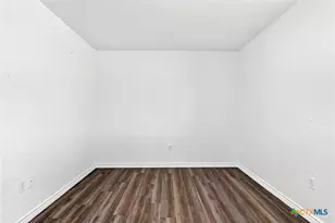 1216 N 18th St, Killeen, TX 76541 - Photo 12