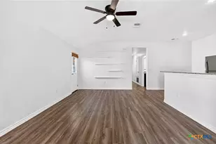 1216 N 18th St, Killeen, TX 76541 - Photo 4