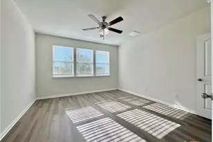 320 La Escalera Dr, Leander, TX 78641 - Photo 24