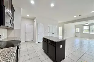 320 La Escalera Dr, Leander, TX 78641 - Photo 14