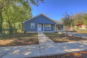 801 Johns St, San Marcos, TX 78666 - Photo 2