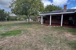 1301 Fieldcrest, New Braunfels, TX 78130 - Photo 18