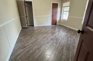 1301 Fieldcrest, New Braunfels, TX 78130 - Photo 10