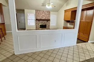 1301 Fieldcrest, New Braunfels, TX 78130 - Photo 6