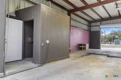 105 W Pearl Street, Goliad, TX 77963 - Photo 16