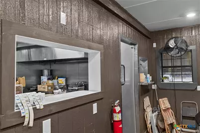 105 W Pearl Street, Goliad, TX 77963 - Photo 20