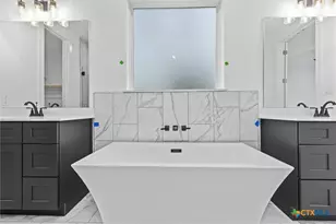 8424 Red Bottle Brush Rd, Lago Vista, TX 78645 - Photo 30