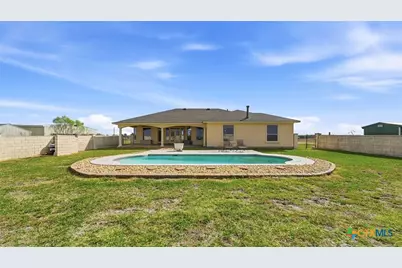 15620 Harry Lind Road, Elgin, TX 78621 - Photo 34