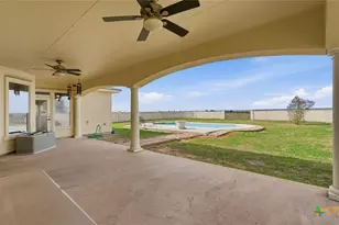 15620 Harry Lind Rd, Elgin, TX 78621 - Photo 36