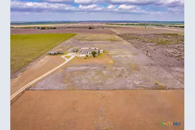 15620 Harry Lind Road, Elgin, TX 78621 - Photo 1