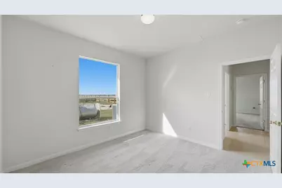 15620 Harry Lind Road, Elgin, TX 78621 - Photo 28