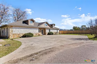 108 Overture Court, Waco, TX 76706 - Photo 2