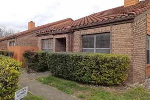 1133 Ashby St, Seguin, TX 78155 - Photo 1