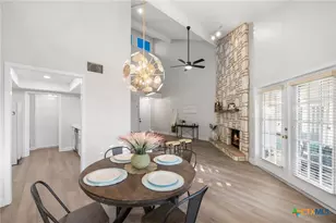 8417 Echo Creek Ln, San Antonio, TX 78240 - Photo 10