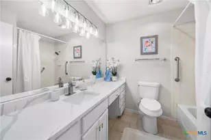 8417 Echo Creek Ln, San Antonio, TX 78240 - Photo 16