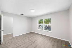 8010 Chestnut Gate Dr, Converse, TX 78109 - Photo 34