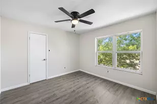 8010 Chestnut Gate Dr, Converse, TX 78109 - Photo 12