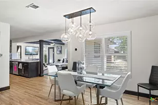 207 Woodlake Dr, Mcqueeney, TX 78123 - Photo 10