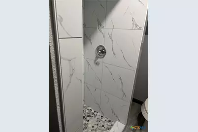 431 N Milam Street, Seguin, TX 78155 - Photo 14