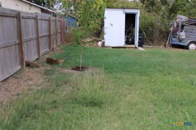 233 Indiana Street, Bloomington, TX 77951 - Photo 16
