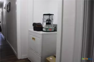 233 Indiana St, Bloomington, TX 77951 - Photo 10