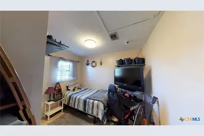 612 McCormick Drive, Victoria, TX 77904 - Photo 8