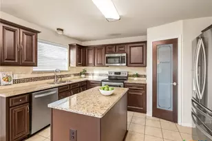 3902 Basset Ct, Killeen, TX 76543 - Photo 6