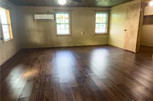 859 Co Rd 429, Lolita, TX 77971 - Photo 18