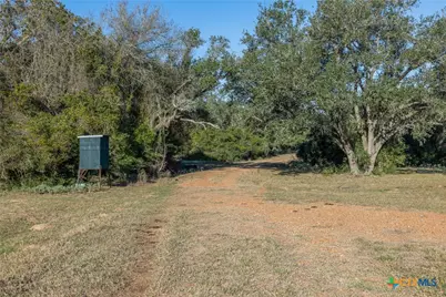 3012 US Highway 77, Hallettsville, TX 77964 - Photo 24