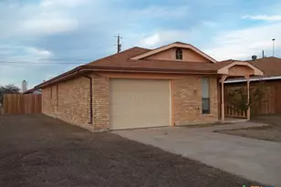 2001 Carousel Dr, Killeen, TX 76543 - Photo 2