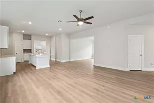 122 Barton Pt, Cibolo, TX 78108 - Photo 6