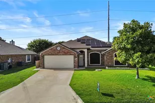 418 Canoe Dr, Harker Heights, TX 76548 - Photo 2