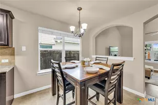 945 Lauren St, New Braunfels, TX 78130 - Photo 12