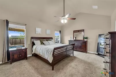 945 Lauren Street, New Braunfels, TX 78130 - Photo 14