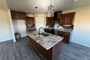 2552 Cowgirl Trl, Belton, TX 76513 - Photo 6