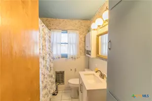 708 S 32nd St, Temple, TX 76501 - Photo 16