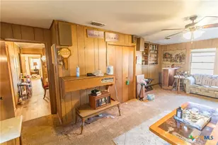 708 S 32nd St, Temple, TX 76501 - Photo 12