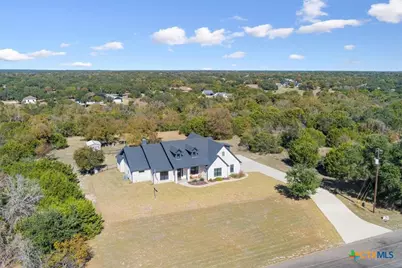 1250 E Creekview Drive, Salado, TX 76571 - Photo 2