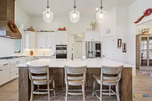 1250 E Creekview Dr, Salado, TX 76571 - Photo 12