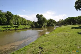 1250 E Creekview Dr, Salado, TX 76571 - Photo 46