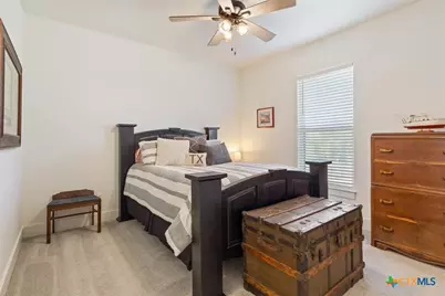 1250 E Creekview Drive, Salado, TX 76571 - Photo 22