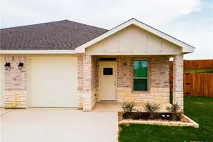110 Levi Ct, Copperas Cove, TX 76522 - Photo 2