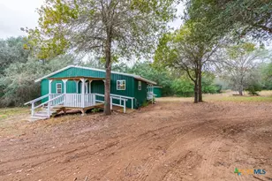 4623 Co Rd 444, Waelder, TX 78959 - Photo 6