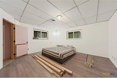 217 N 5th Street, Lott, TX 76656 - Photo 18