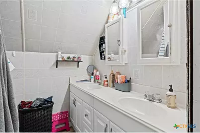 217 N 5th Street, Lott, TX 76656 - Photo 30