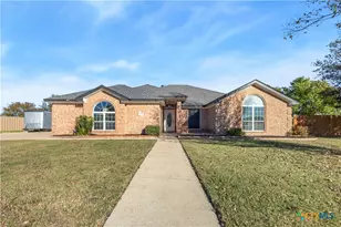 2010 Purple Martin Dr, Killeen, TX 76542 - Photo 1