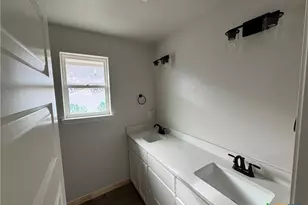 2564 Cowgirl Trl, Belton, TX 76513 - Photo 10